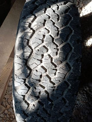 llantas Nissan navara