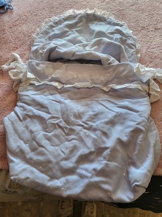 Funda y capota carrito celeste con topitos