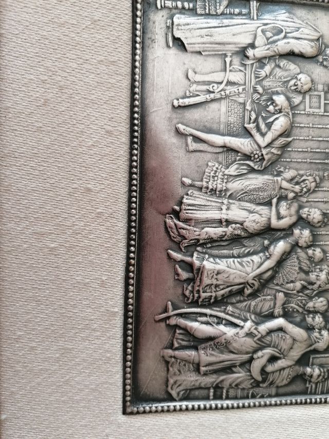Cuadro con grabado plata, marco madera.Buen estado