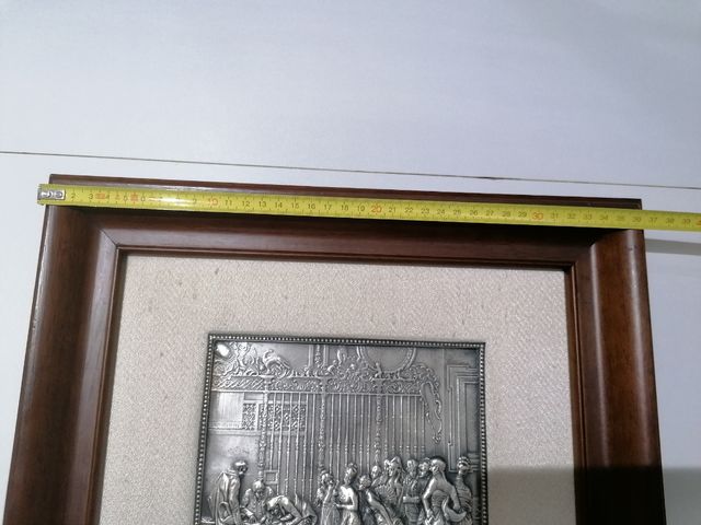 Cuadro con grabado plata, marco madera.Buen estado