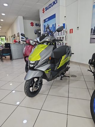 SUZUKI AVENIS 125cc