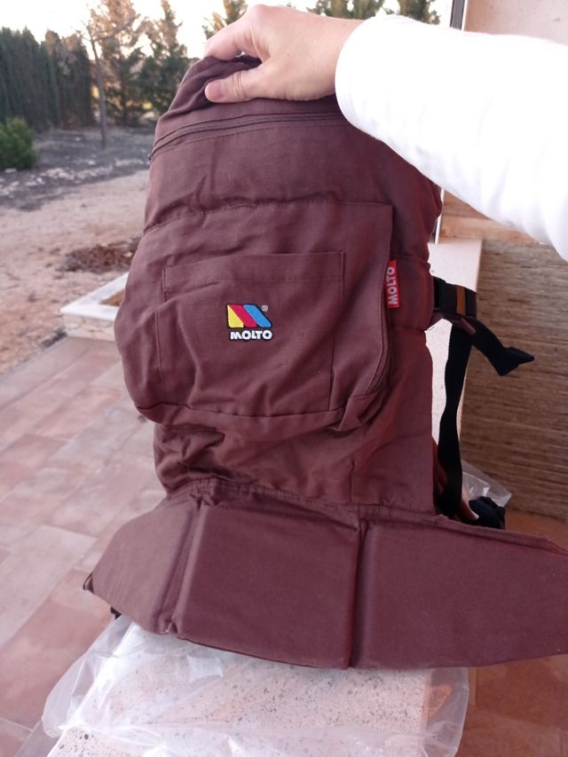 mochila porta bebés