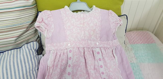 Dos trajes o vestidos niña en rosa y azul bebe