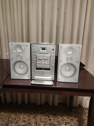 Equipo Música Grunkel MC-1430N