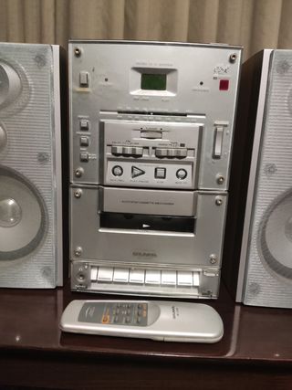 Equipo Música Grunkel MC-1430N