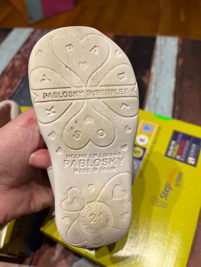 Pack de Sandalias pablosky.