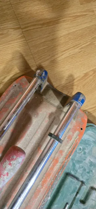 3 maquinas de cortar azulejos Rubi TS60