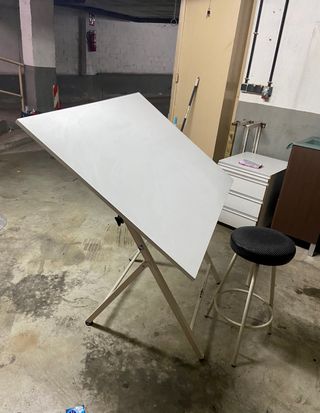 Mesa dibujo + taburete marca Rocada