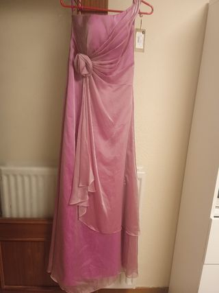 SIN ESTRENAR Vestido de fiesta