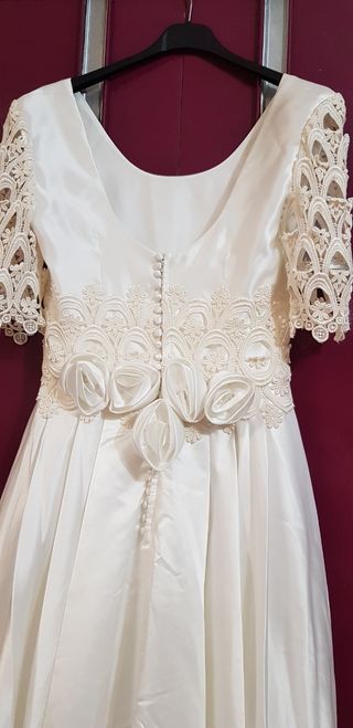 Vestido de novia blanco roto