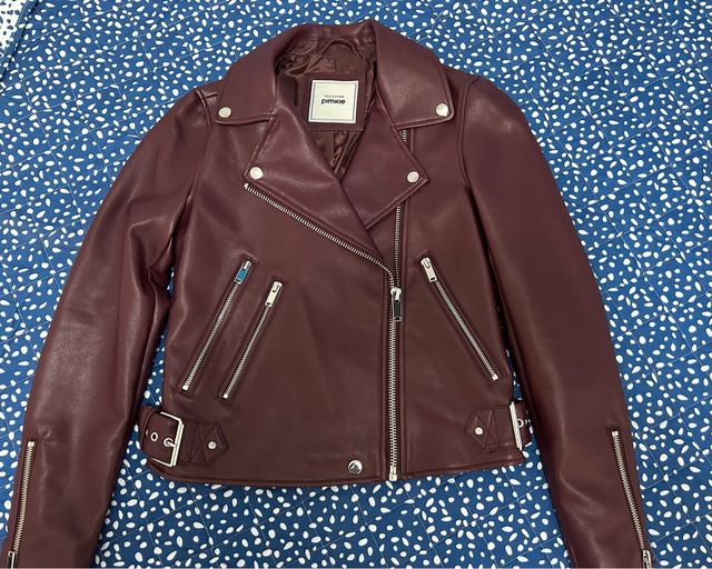 Chaqueta morada polipiel