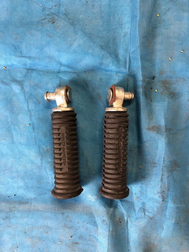 Estribos acompañante Harley Davidson 1200