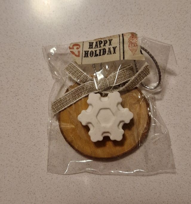 3 addobbi natalizi in legno