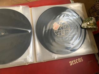 Unos 21 discos para gramófono