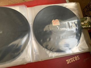 Unos 21 discos para gramófono
