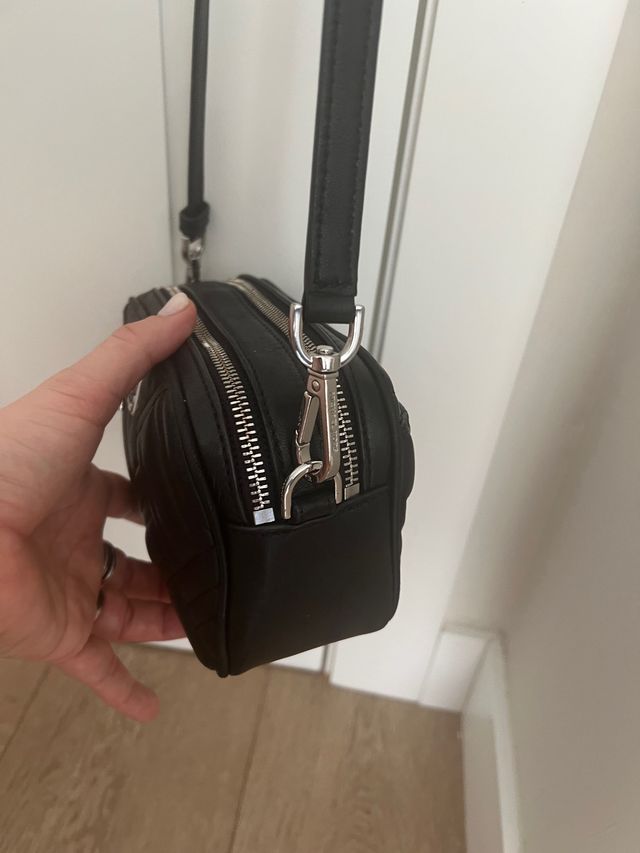 Bolso Michael Kors piel negro. Doble cremallera