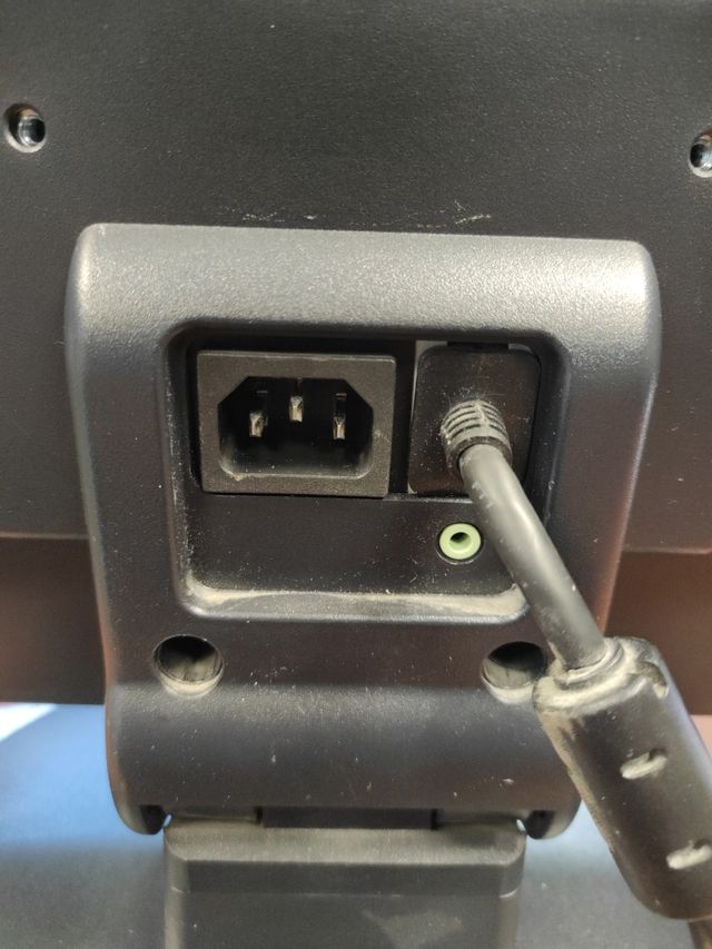 Monitor Compaq FP7317