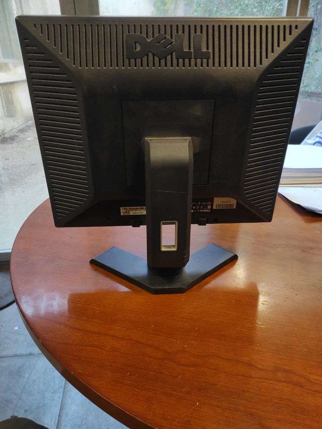 Monitor Dell E176FPf