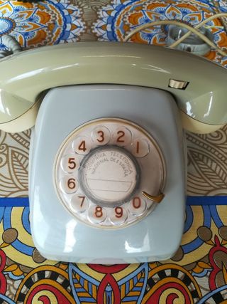 Telefono antiguo