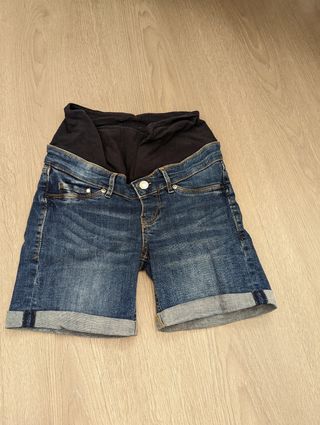 pantalón vaquero corto 