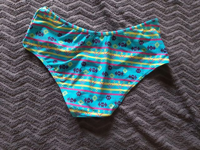 3 peças-Top tanquini/tankini, biquini/bikini 42/44