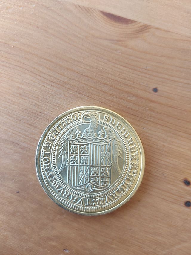 Reproducción moneda Reyes Católicos 
