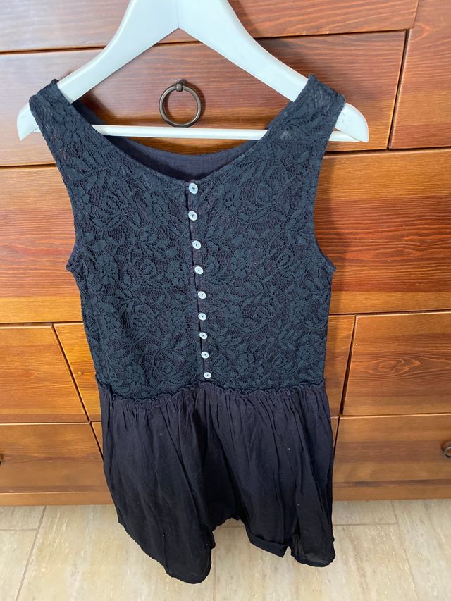 Vestido negro atmosphere 