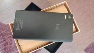 movil bq Aquaris E4.5