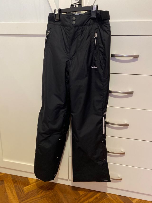 Pantalón esquiar y nieve. Talla 8