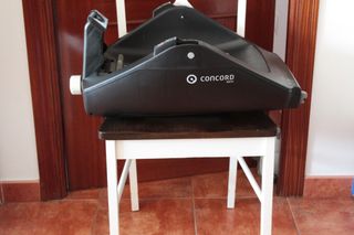 conjunto maxicosi y base isofix concord neo.