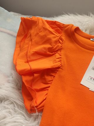 Vestido naranja volantes Zara S