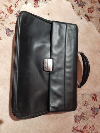 Maletín piel negra directivo by Samsonite