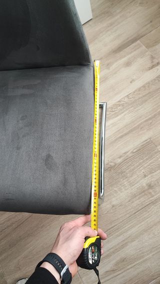 UNA Silla PLANETA salón comedor tela gris patas 