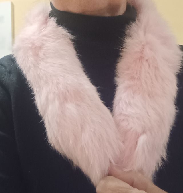 tiras capucha y cuello pelo natural