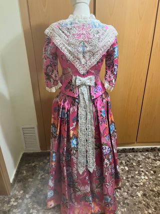 Traje de fallera 