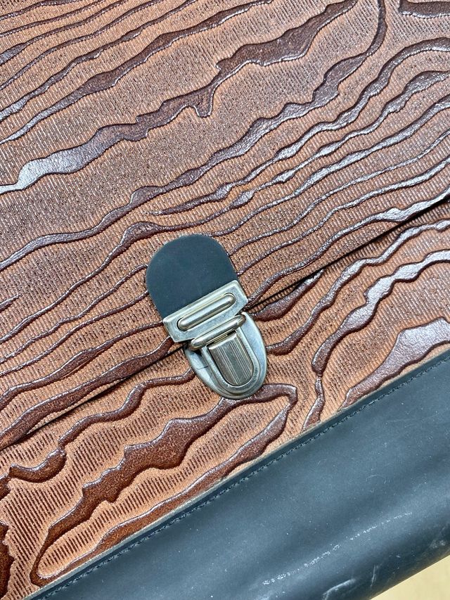 Carpeta Maletín Valija Vintage Paco Lobo Marrón