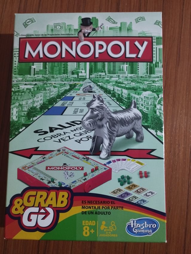 Juegos de viaje  "Monopoly" y "Quien es quien"