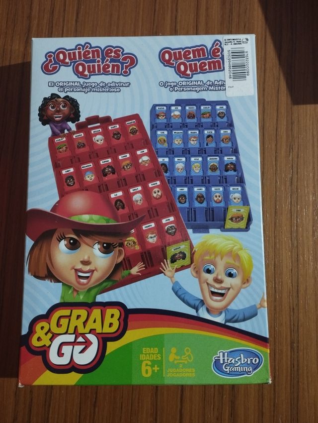 Juegos de viaje  "Monopoly" y "Quien es quien"