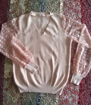 Jersey mangas de encaje.