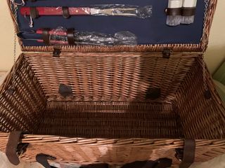 Caja mimbre picnic barbacoa