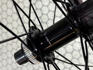 Ruedas SHIMANO RS171 disco center lock NUEVAS