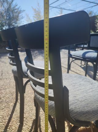 Lote de 2 sillas (estilo Thonet) tapizadas