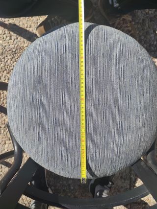 Lote de 2 sillas (estilo Thonet) tapizadas