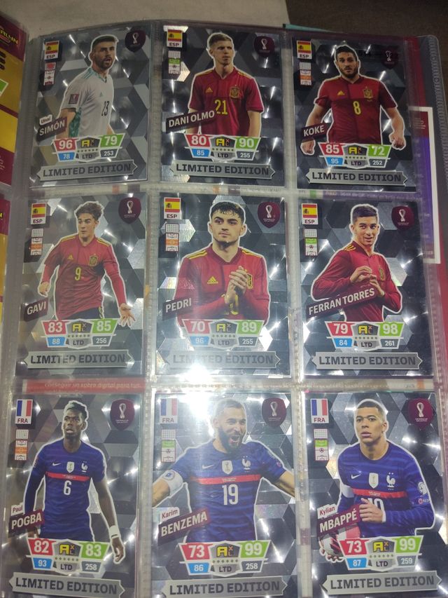 Album Adrenalyn qatar xl 2022 completo