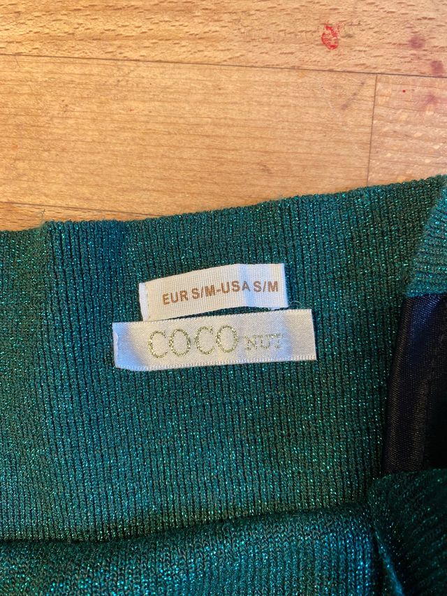 Mono verde brillante