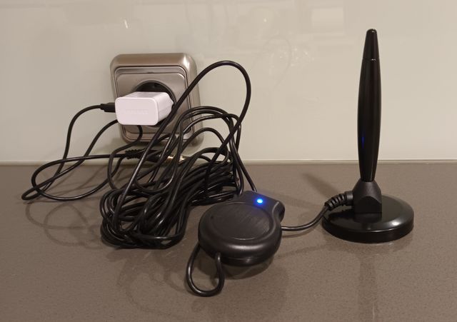 Amplificador señal de antena TV