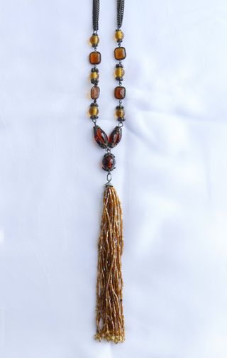 Collar cadena y abalorios