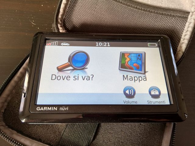 Navigatore Garmin Nuvi 1490 con custodia