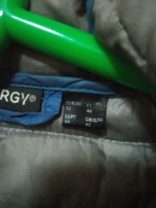 Chaqueta tipo bomber Hombre.Con capucha.