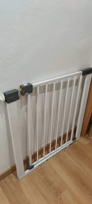 puerta de rejas para bebe